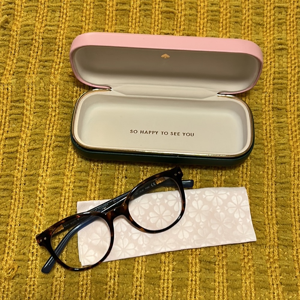 Kate Spade Readers